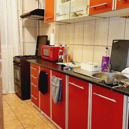 Two Bedroom Aparthotel With Garden View Bucarest Exterior foto
